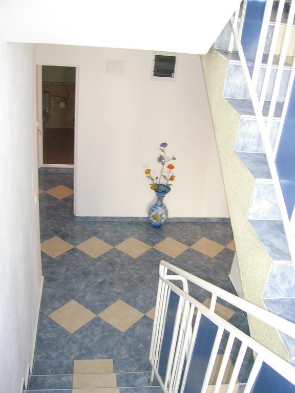 Sianie Guest House Ravda ภายนอก รูปภาพ